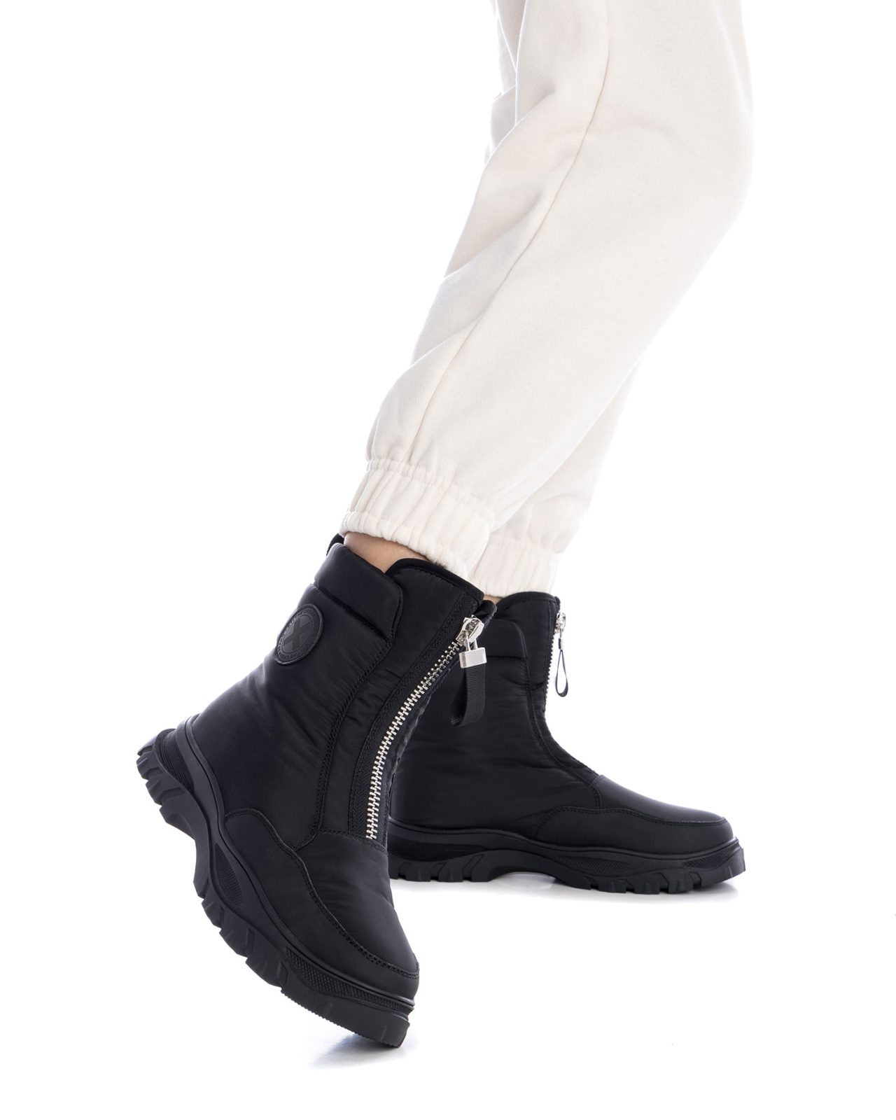 4980675-Botin-Arami-Negro-Xti_02